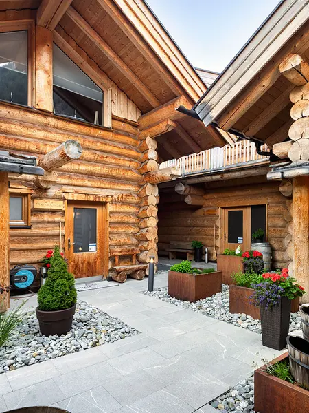 Chalet Resort Sölden - einzigartiger Blockhaus-Stil