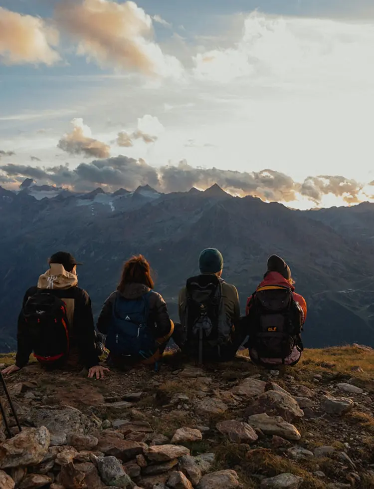 Sonnenaufgang in den Ötztaler Alpen