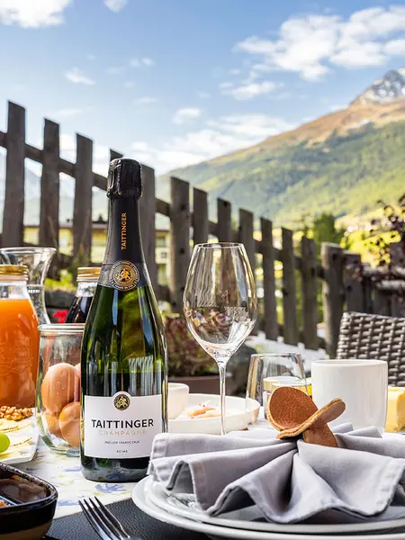 Frühstück im Chalet Resort Sölden